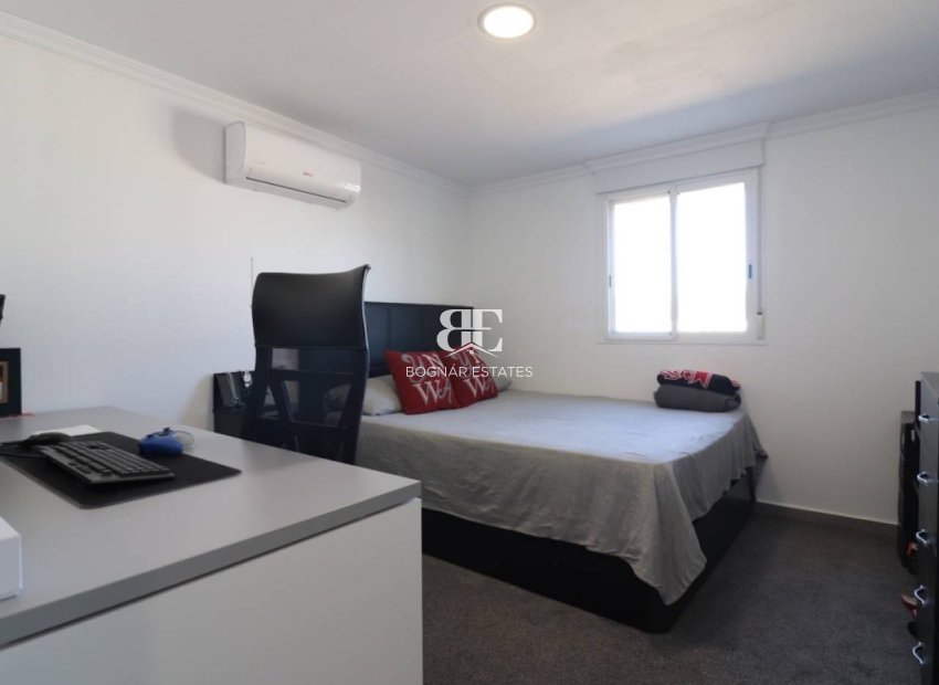 Resale - Villa -
Rojales - Ciudad Quesada