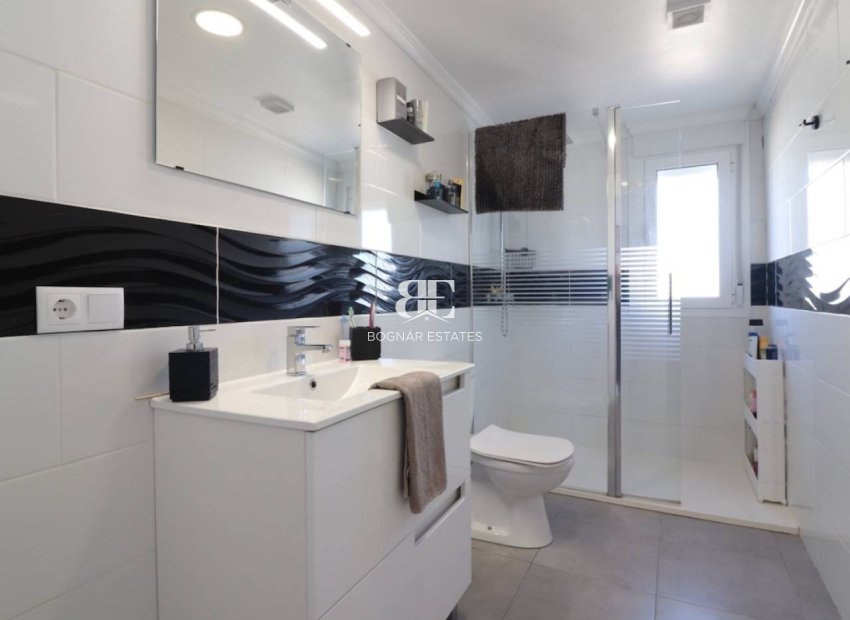 Resale - Villa -
Rojales - Ciudad Quesada
