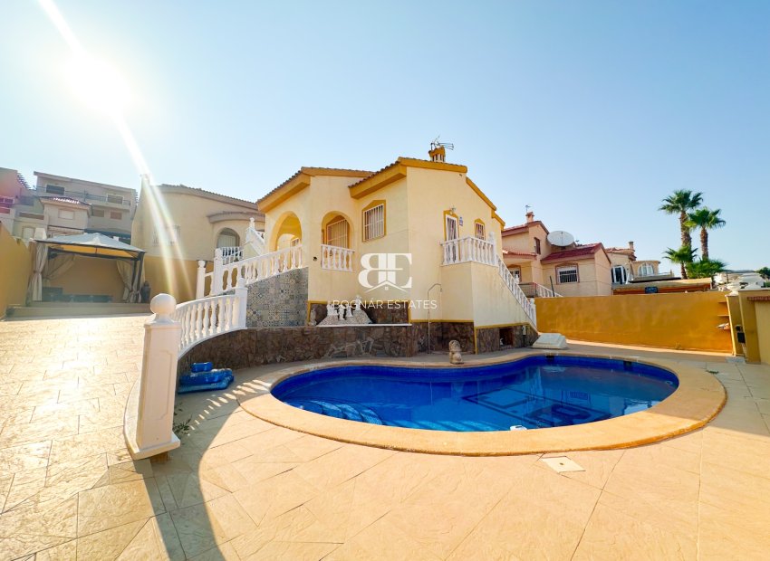 Resale - Villa -
Rojales - Ciudad Quesada