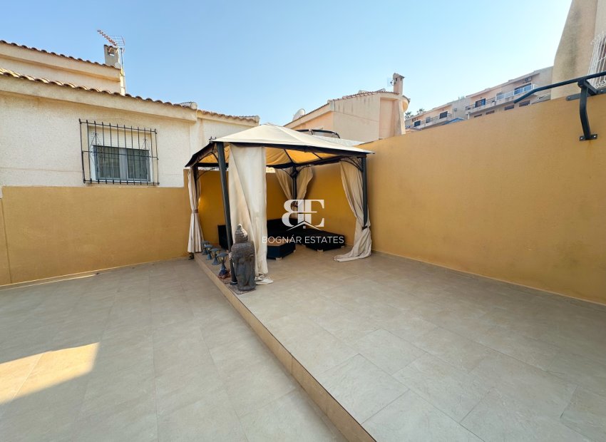 Resale - Villa -
Rojales - Ciudad Quesada
