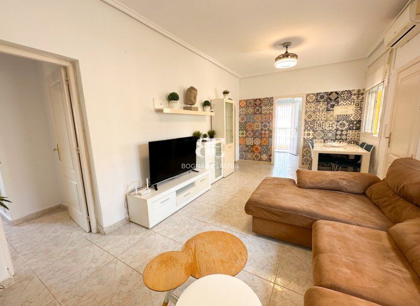 Resale - Villa -
Rojales - Ciudad Quesada
