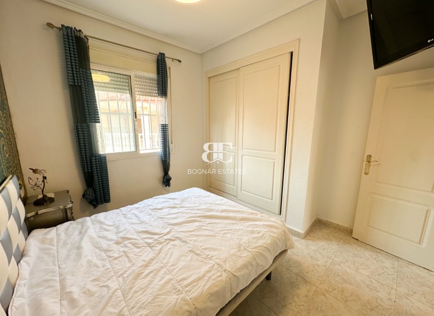 Resale - Villa -
Rojales - Ciudad Quesada