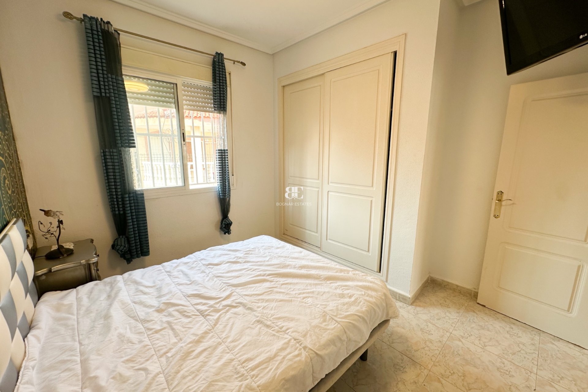 Resale - Villa -
Rojales - Ciudad Quesada