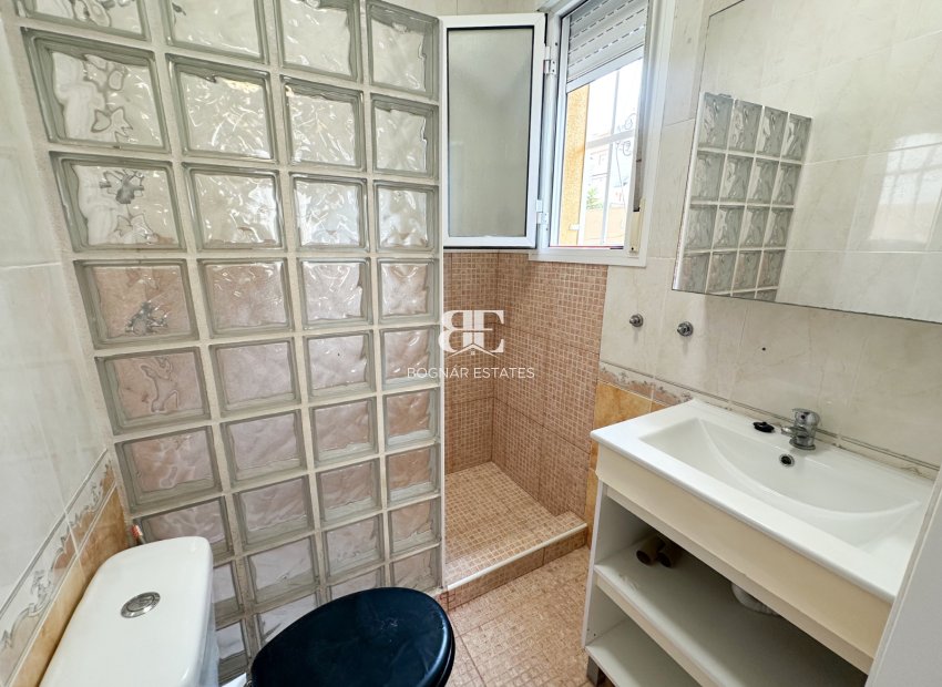 Resale - Villa -
Rojales - Ciudad Quesada