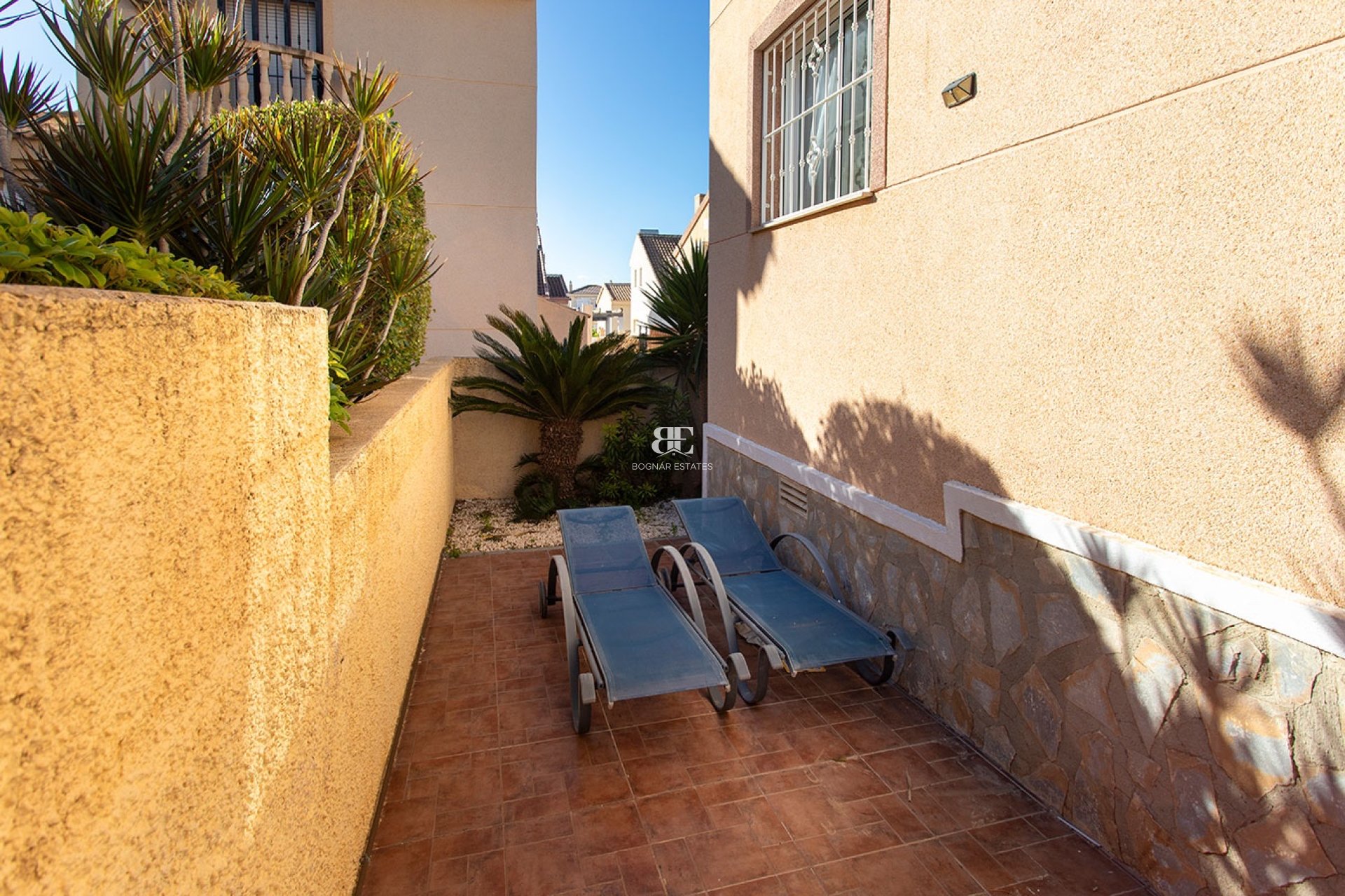 Resale - Villa -
Rojales - Pueblo