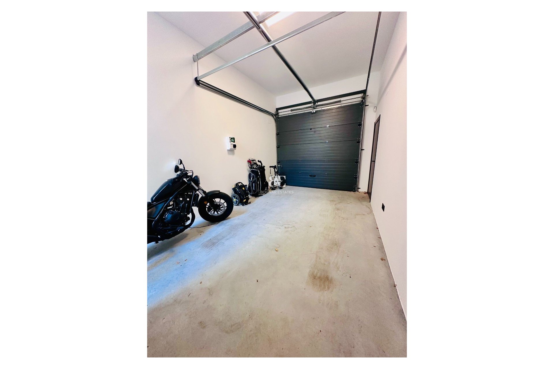 Resale - Villa -
Rojales