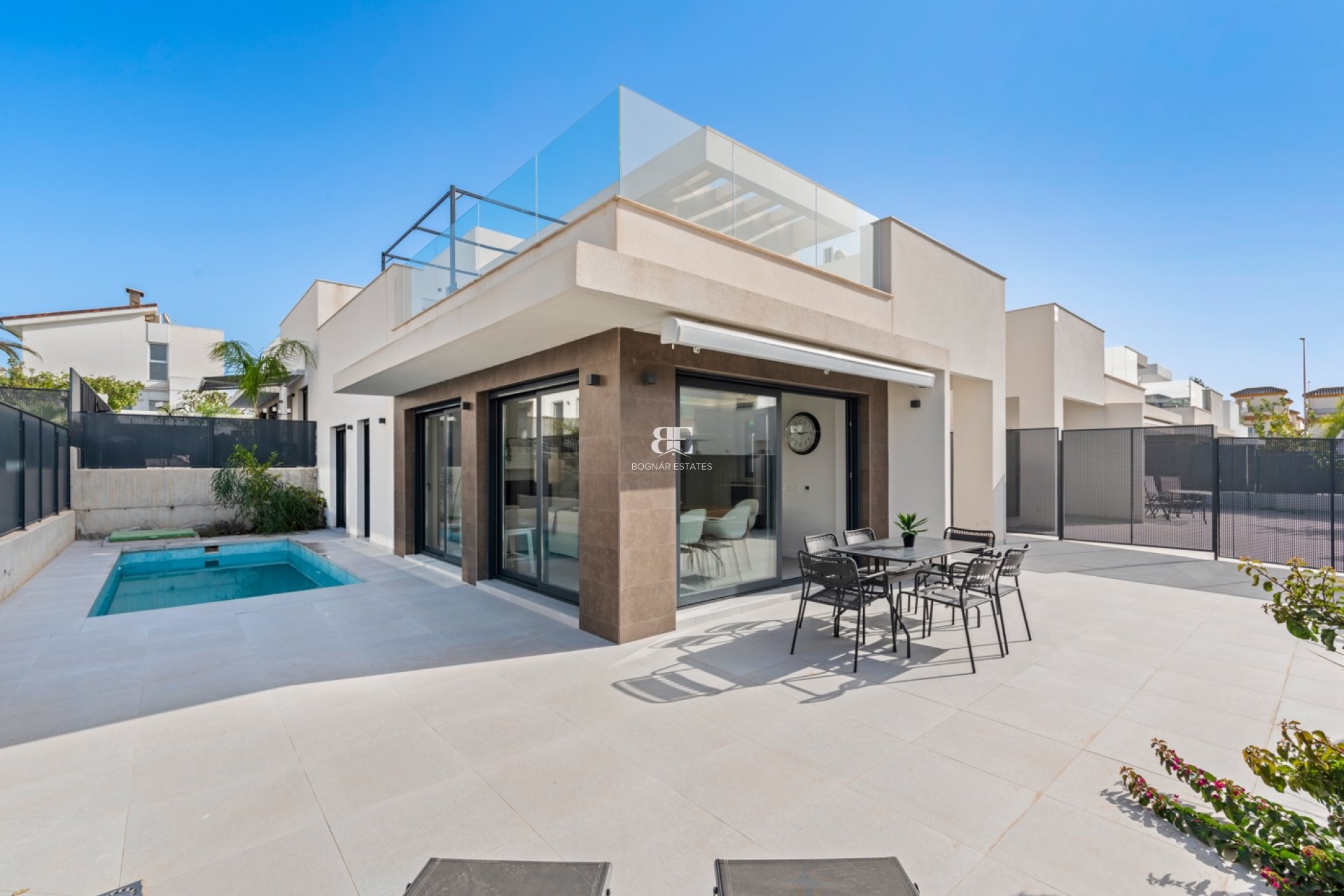 Resale - Villa -
San Fulgencio - La Marina