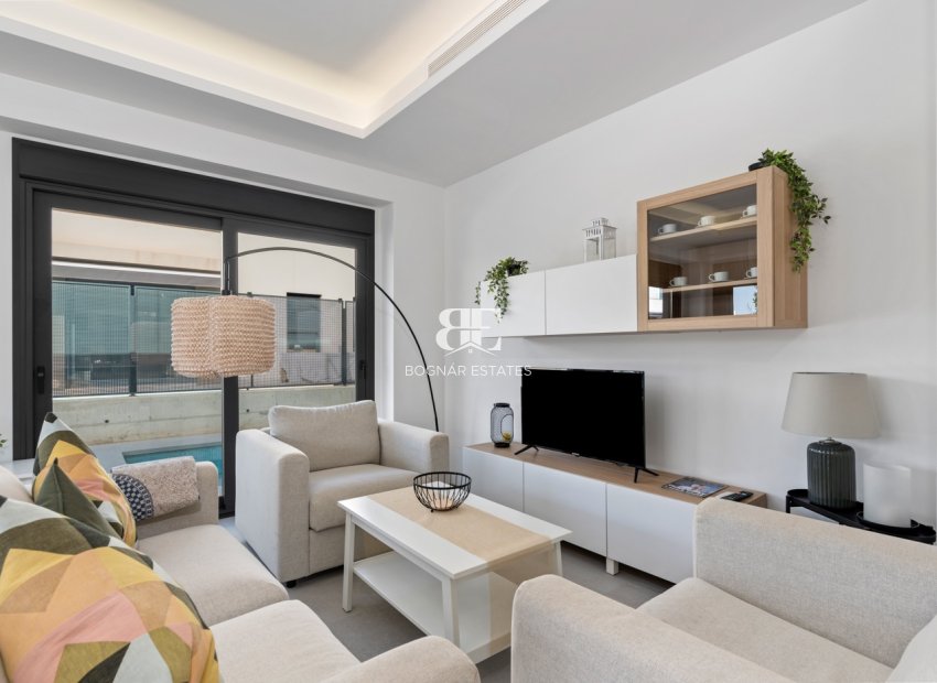 Resale - Villa -
San Fulgencio - La Marina