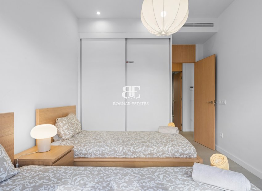 Resale - Villa -
San Fulgencio - La Marina