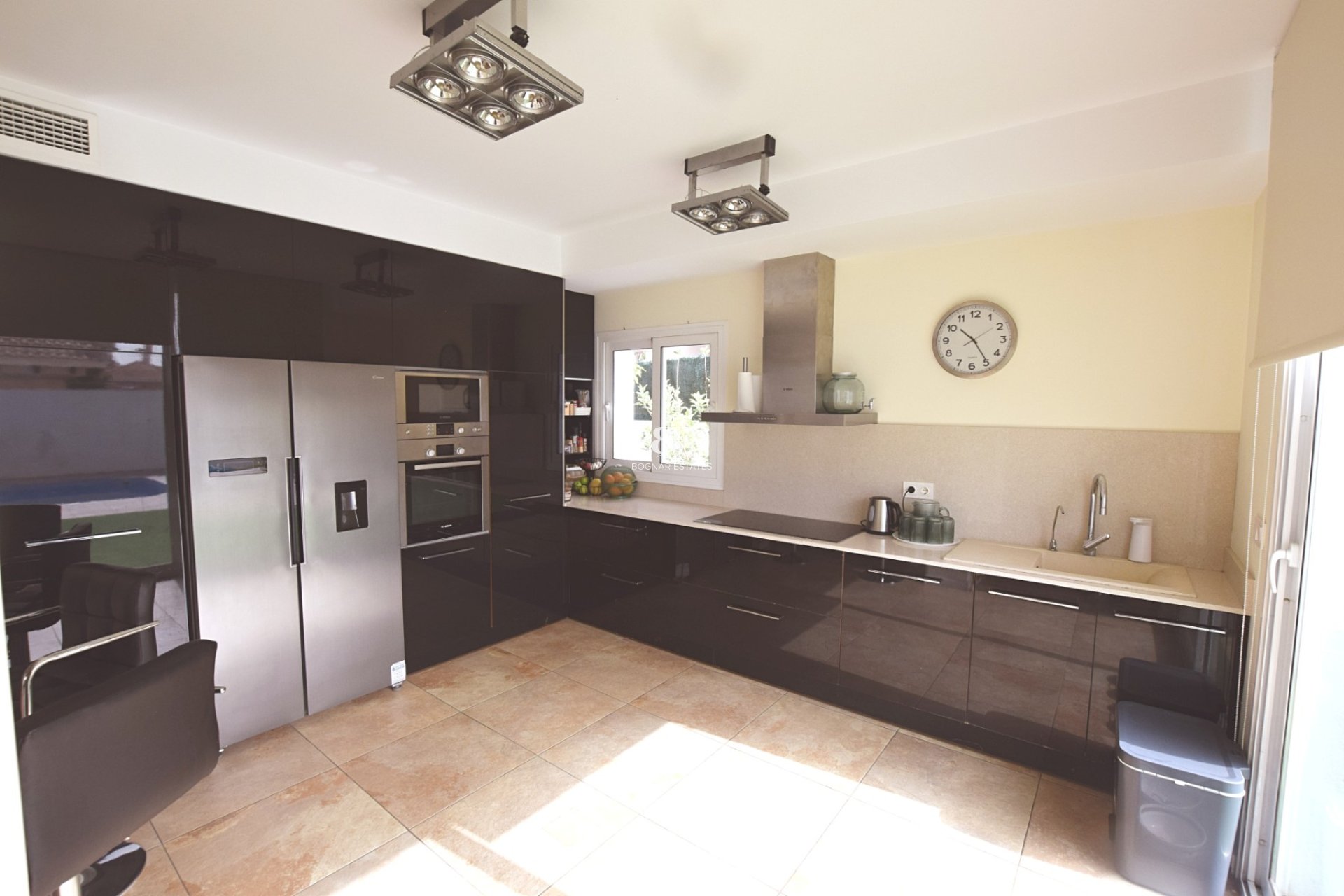 Resale - Villa -
San Fulgencio - La Marina