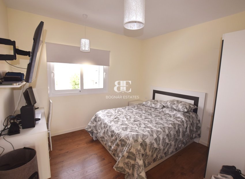 Resale - Villa -
San Fulgencio - La Marina