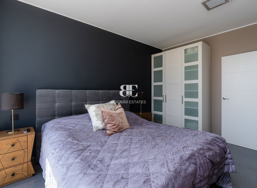 Resale - Villa -
San Fulgencio - La Marina