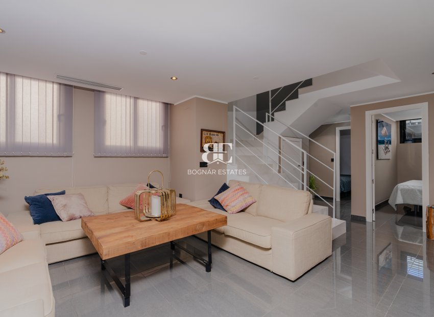 Resale - Villa -
San Fulgencio - La Marina