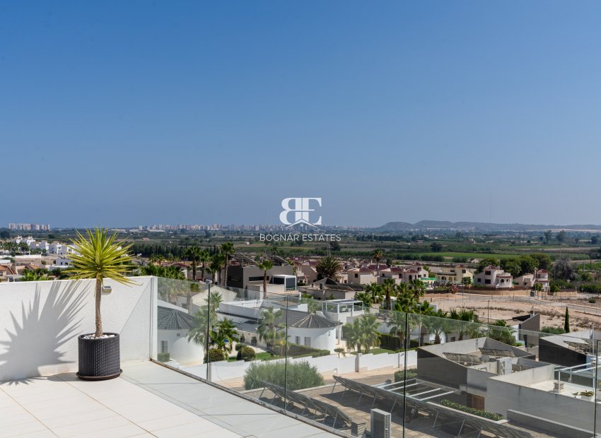 Resale - Villa -
San Fulgencio - La Marina