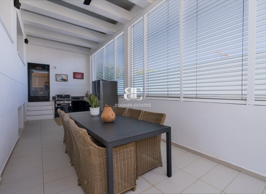 Resale - Villa -
San Fulgencio - La Marina