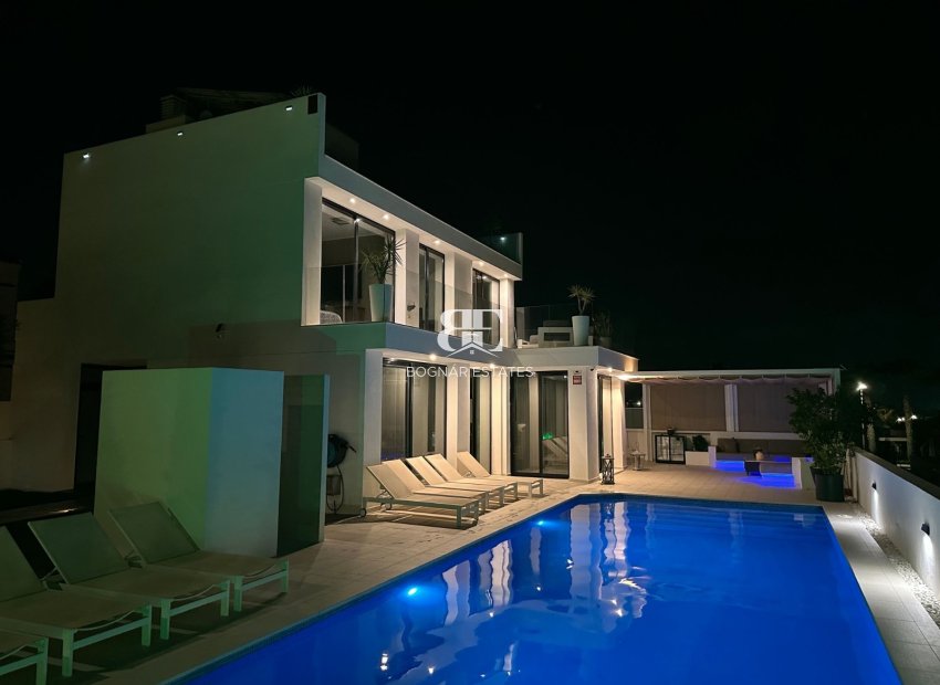 Resale - Villa -
San Fulgencio - La Marina
