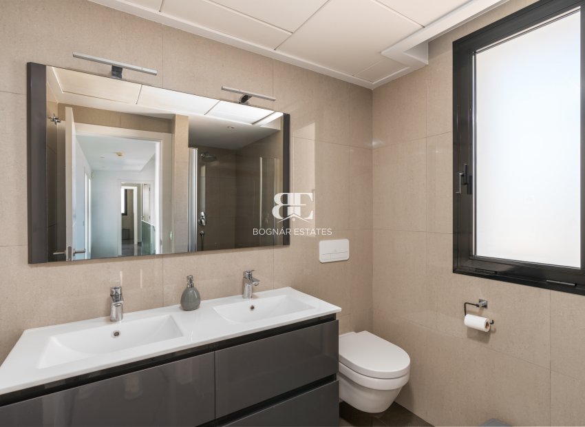Resale - Villa -
San Fulgencio - La Marina