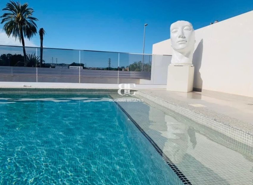 Resale - Villa -
San Fulgencio - Urbanización La Marina