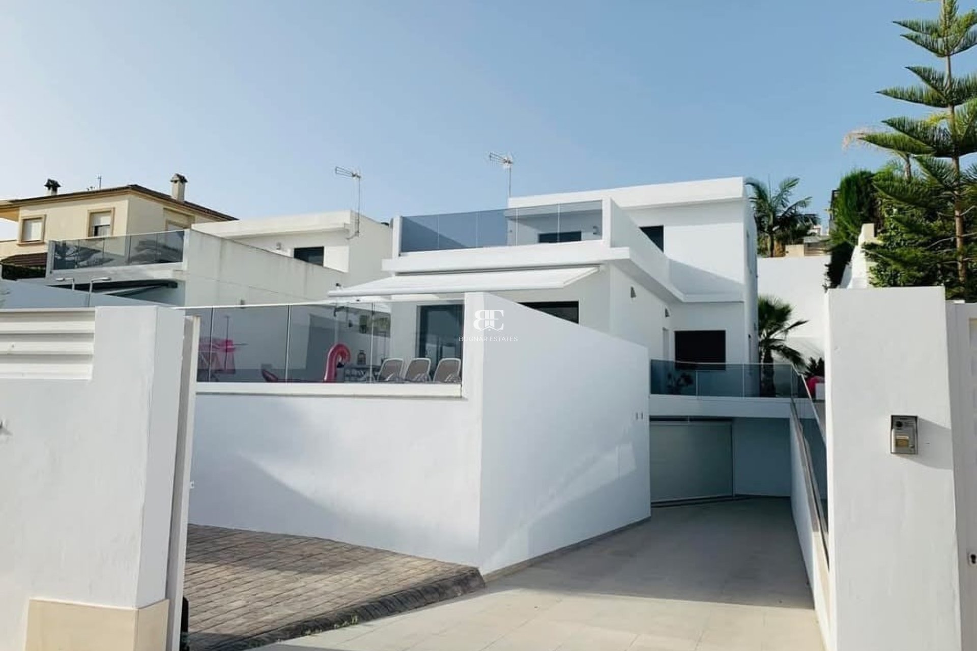 Resale - Villa -
San Fulgencio - Urbanización La Marina