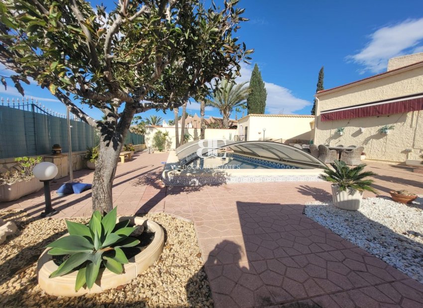 Resale - Villa -
San Fulgencio - Urbanización La Marina