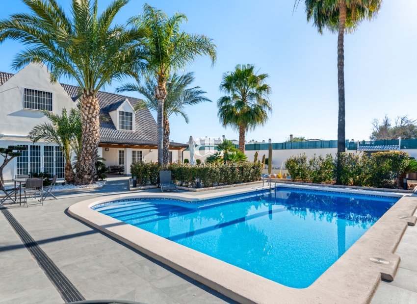 Resale - Villa -
San Juan - Frank Espinós