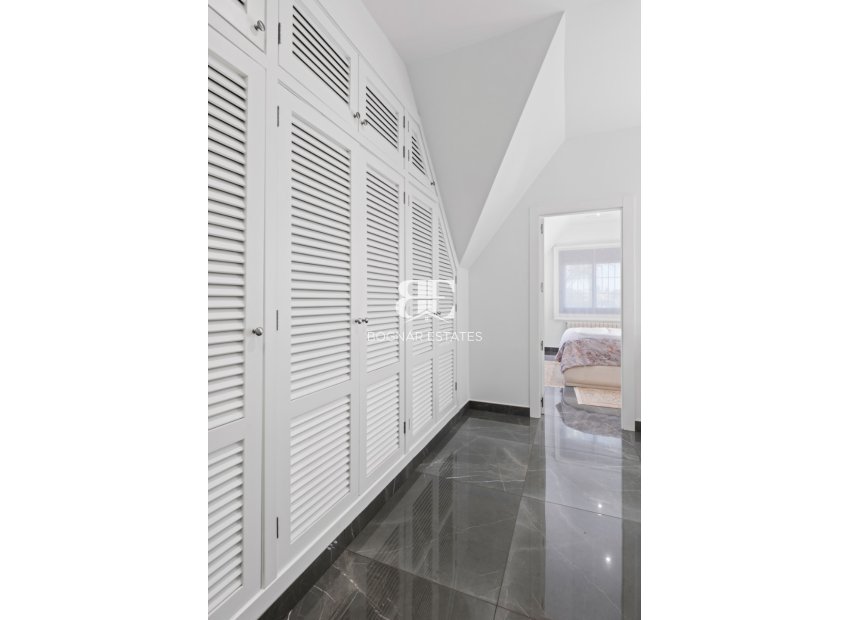 Resale - Villa -
San Juan - Frank Espinós