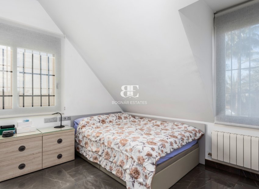 Resale - Villa -
San Juan - Frank Espinós