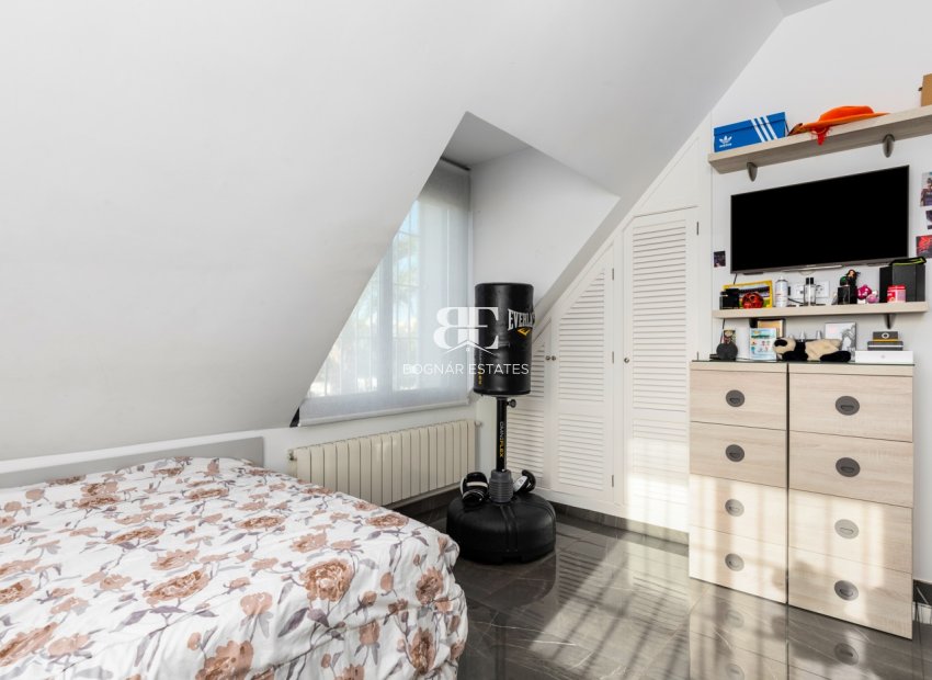 Resale - Villa -
San Juan - Frank Espinós