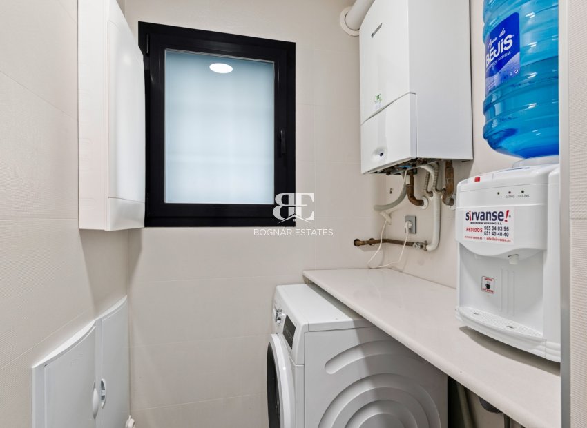 Resale - Villa -
San Juan - Frank Espinós