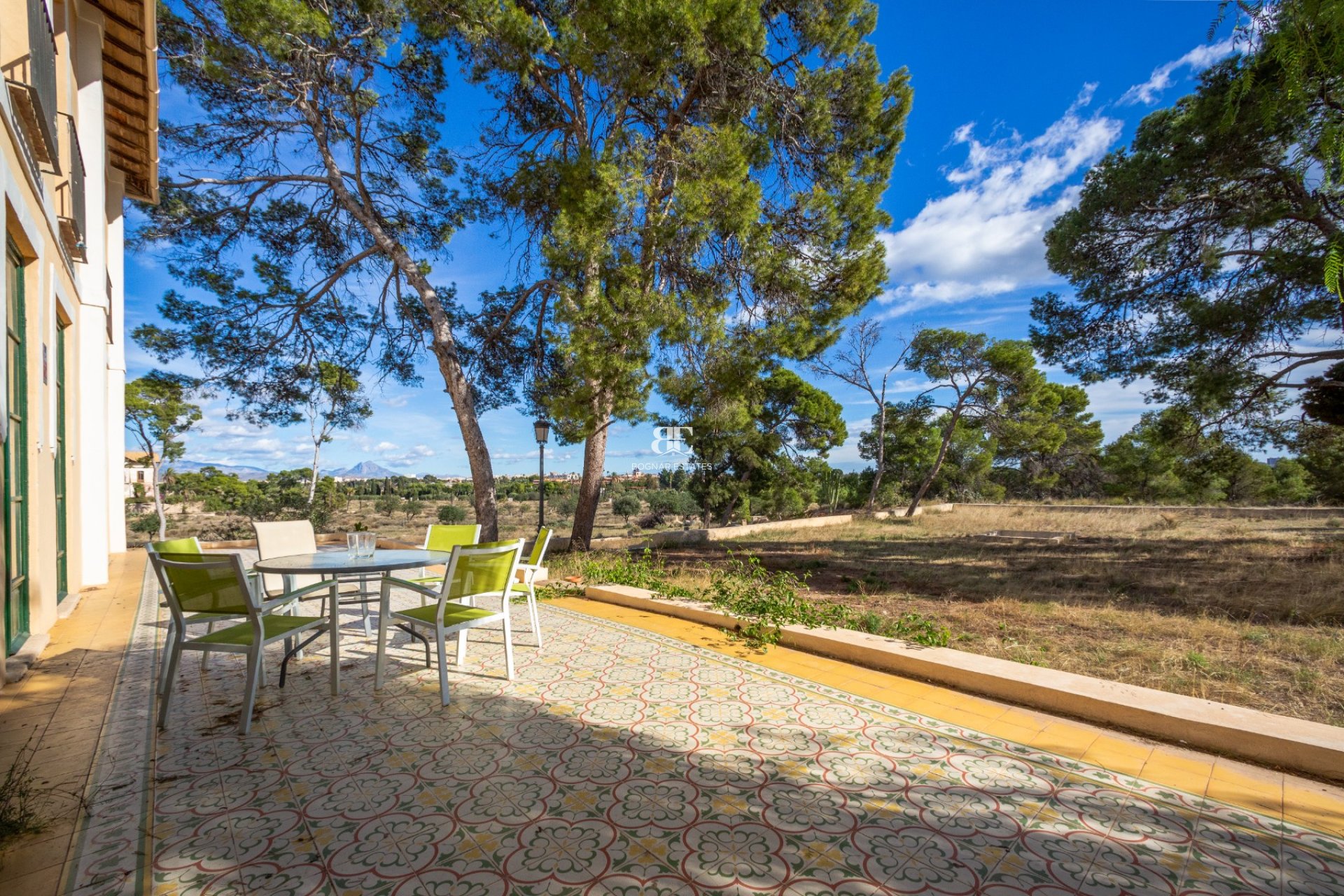 Resale - Villa -
San Juan - San Juan de Alicante