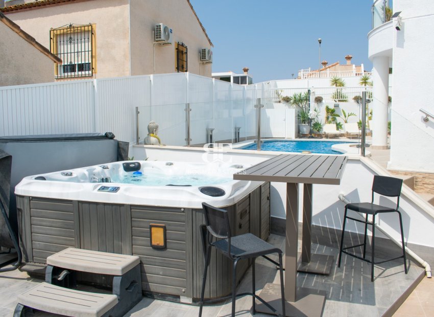 Resale - Villa -
San Miguel de Salinas - LO RUFETE