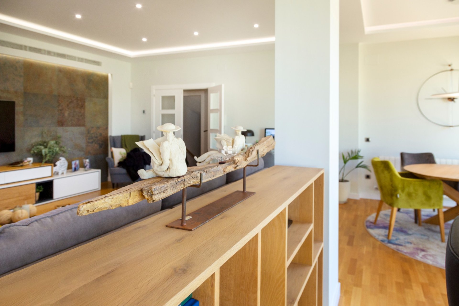 Resale - Villa -
San Vicente del Raspeig - Los Girasoles