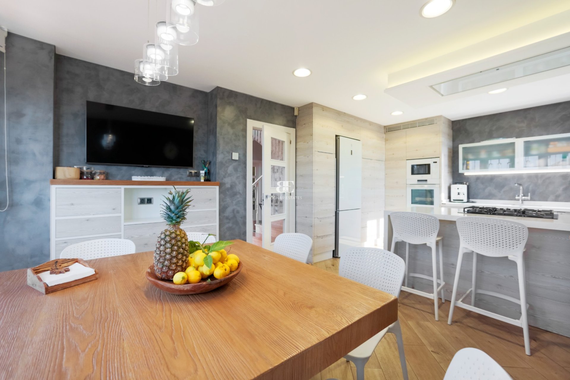 Resale - Villa -
San Vicente del Raspeig - Los Girasoles