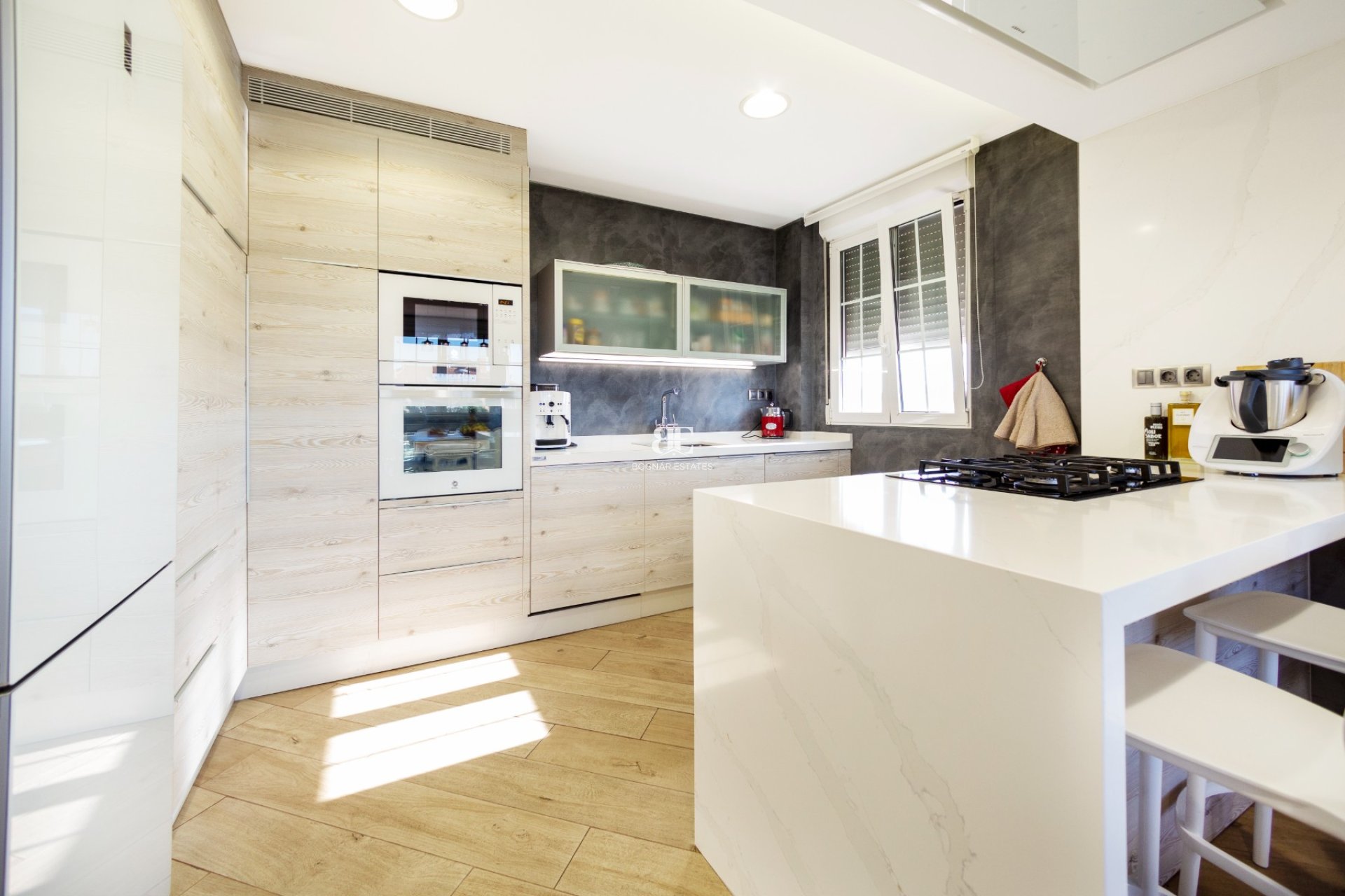 Resale - Villa -
San Vicente del Raspeig - Los Girasoles