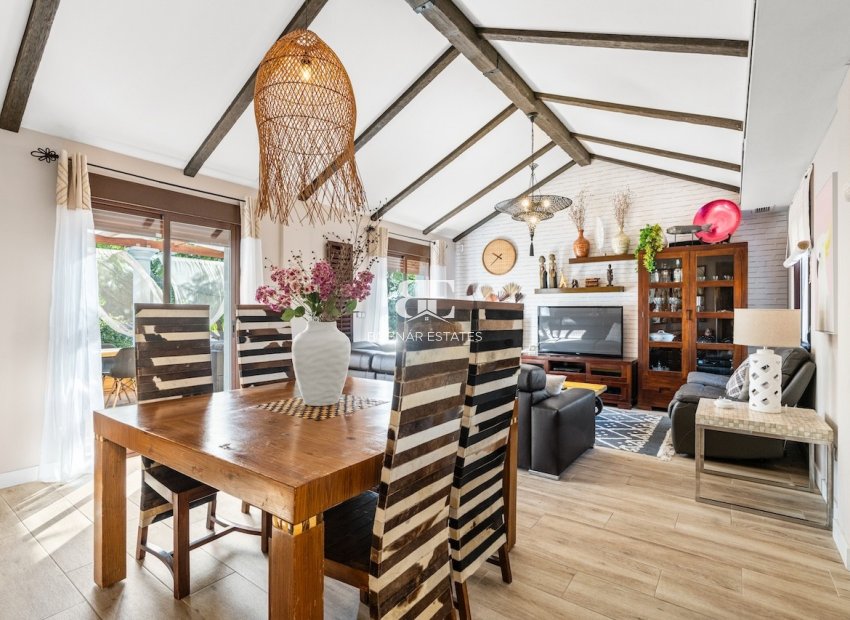 Resale - Villa -
Santa Pola - El Poble Llevanti