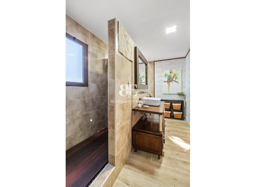 Resale - Villa -
Santa Pola - El Poble Llevanti