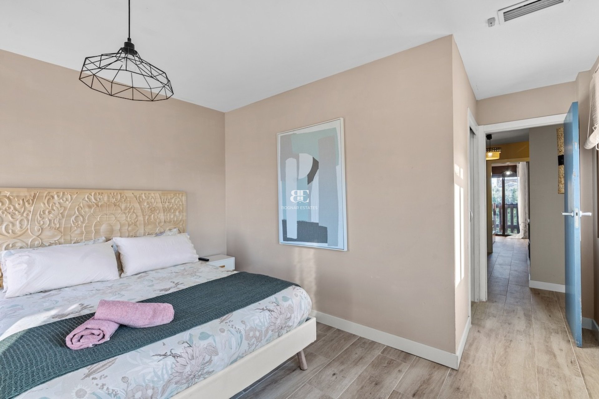 Resale - Villa -
Santa Pola - El Poble Llevanti