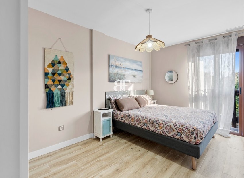 Resale - Villa -
Santa Pola - El Poble Llevanti