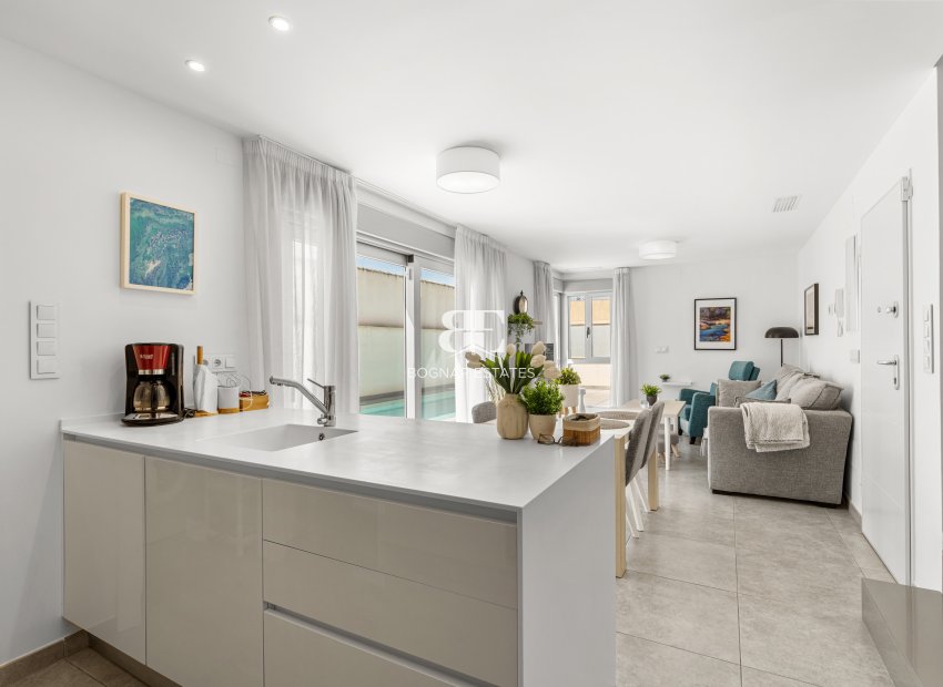 Resale - Villa -
Santiago de la Ribera - Zona de la playa