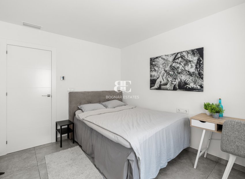 Resale - Villa -
Santiago de la Ribera - Zona de la playa