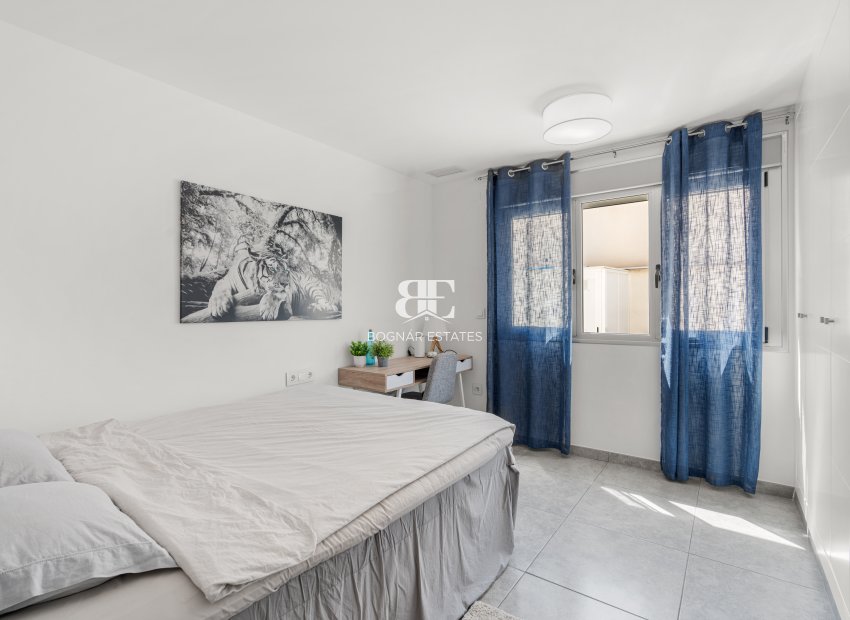 Resale - Villa -
Santiago de la Ribera - Zona de la playa