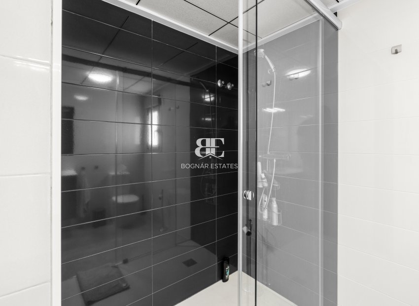 Resale - Villa -
Santiago de la Ribera - Zona de la playa