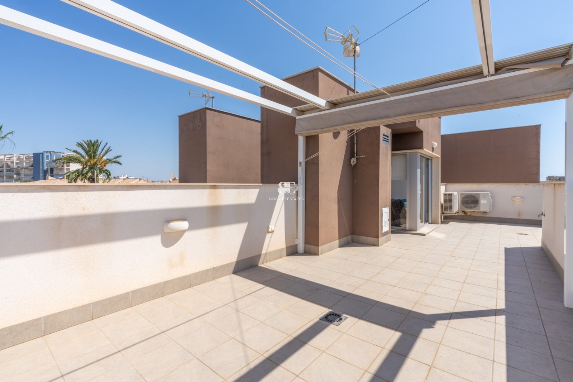 Resale - Villa -
Santiago de la Ribera - Zona de la playa