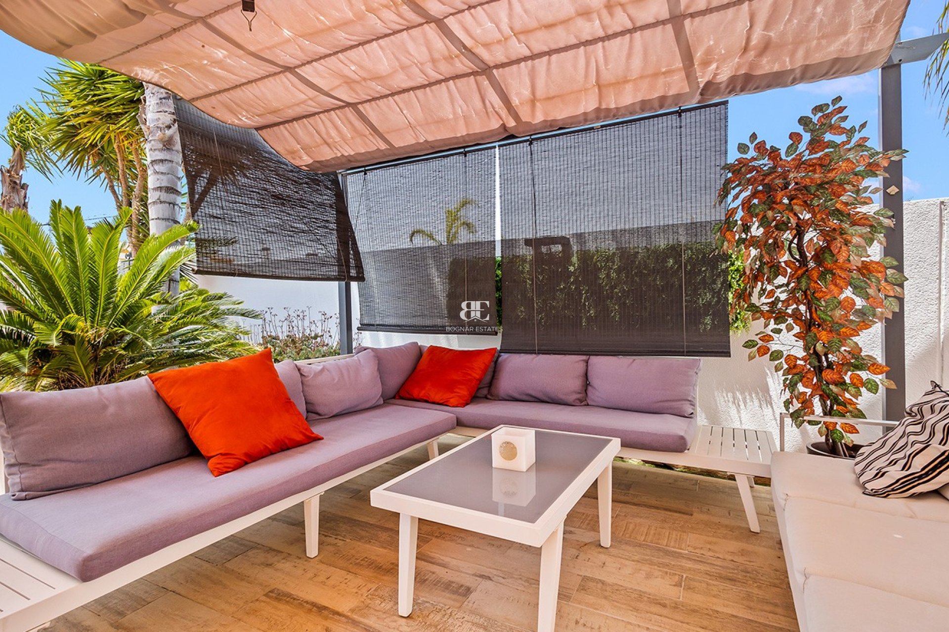 Resale - Villa -
Torre de la Horadada - Pueblo Latino