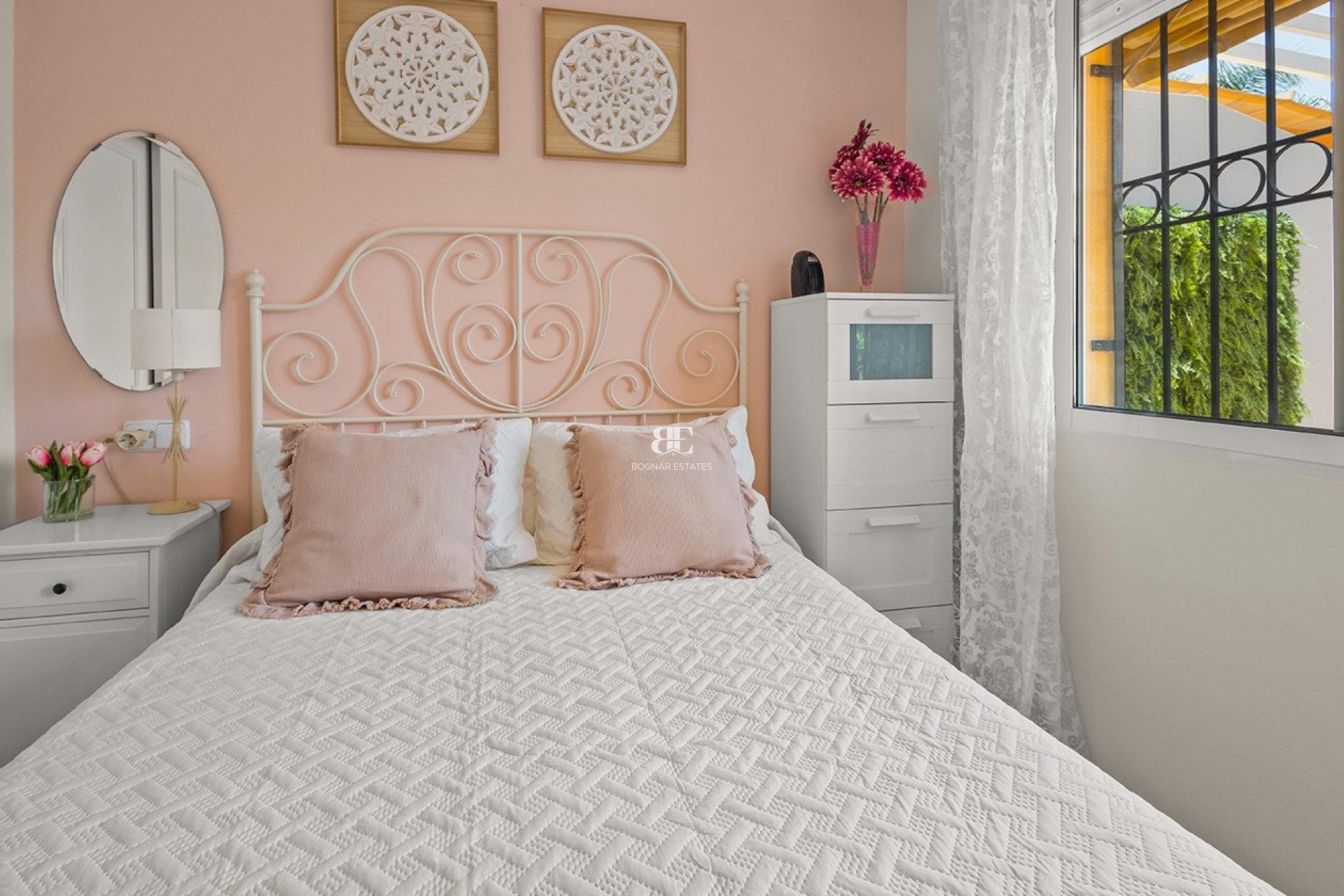 Resale - Villa -
Torre de la Horadada - Pueblo Latino