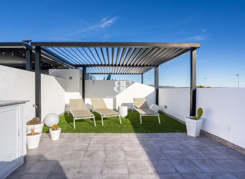 Resale - Villa -
Torre Pacheco - Roldán