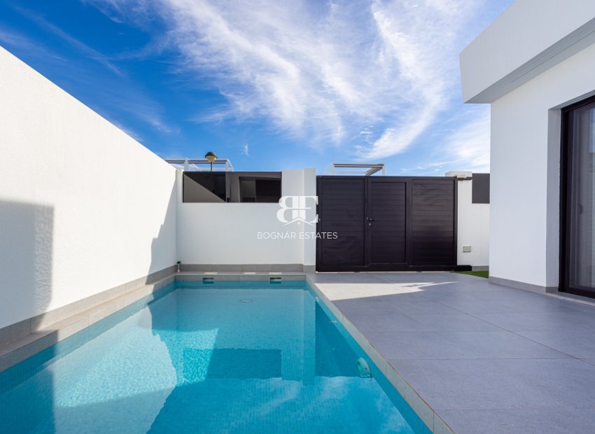 Resale - Villa -
Torre Pacheco - Roldán