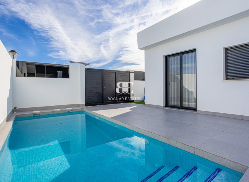 Resale - Villa -
Torre Pacheco - Roldán