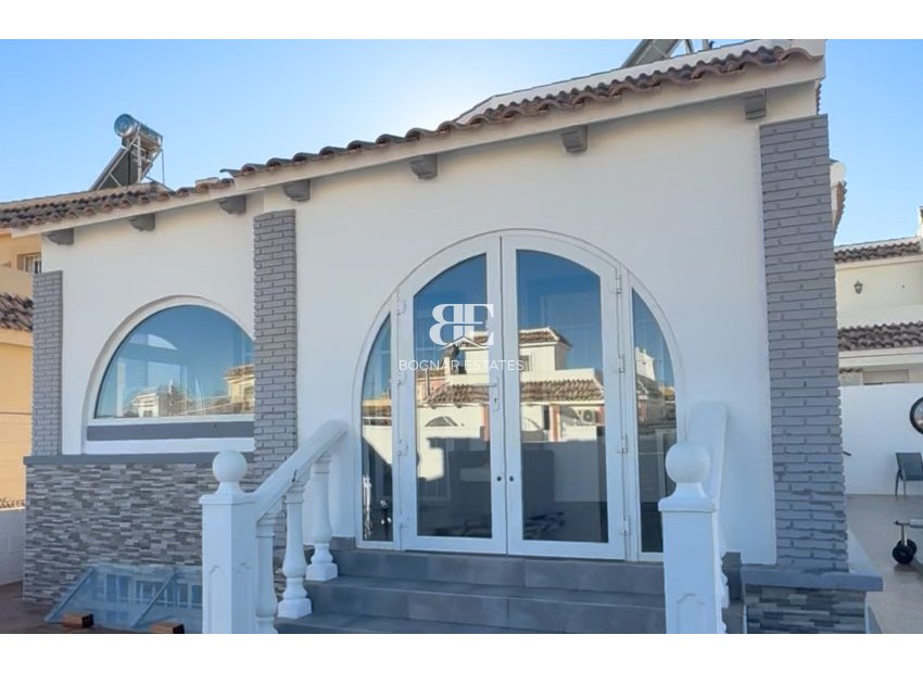 Resale - Villa -
Torre Pacheco - Sierra Golf