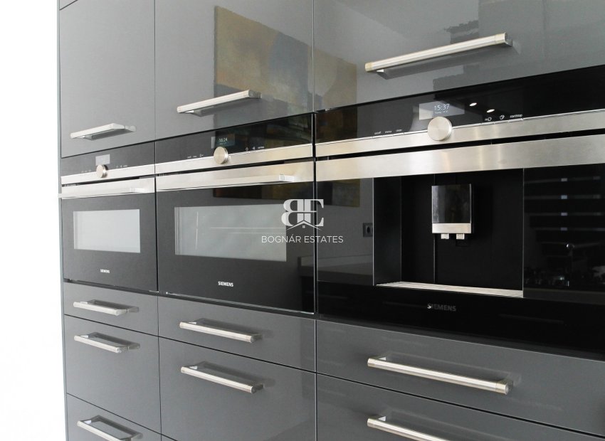 Resale - Villa -
Torrevieja - Aguas Nuevas